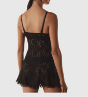 HANKY PANKY Signature Lace Cigarette Girl Chemise - Black