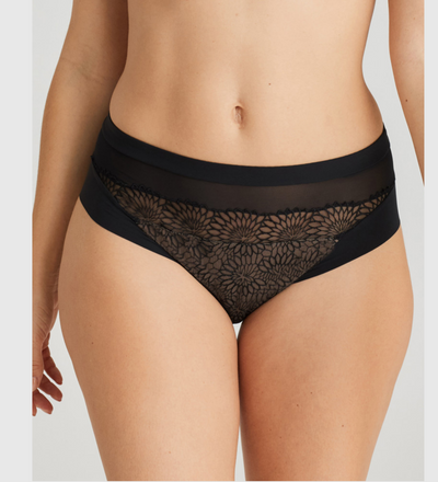 High-waist briefs with embroidery on nude tulle. For a bold tattoo look! Black embroidery with an edgy tattoo effect!  Polyamide:63%, Elastane:21%, Cotton:9%, Polyester:7%