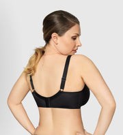 Virginia by Corin is the perfect t-shirt bra. This new generation bra with its ultra light 3D spacer foam perfectly adapts to shape of the breast is very light, providing excellent support and is pleasant to the touch.